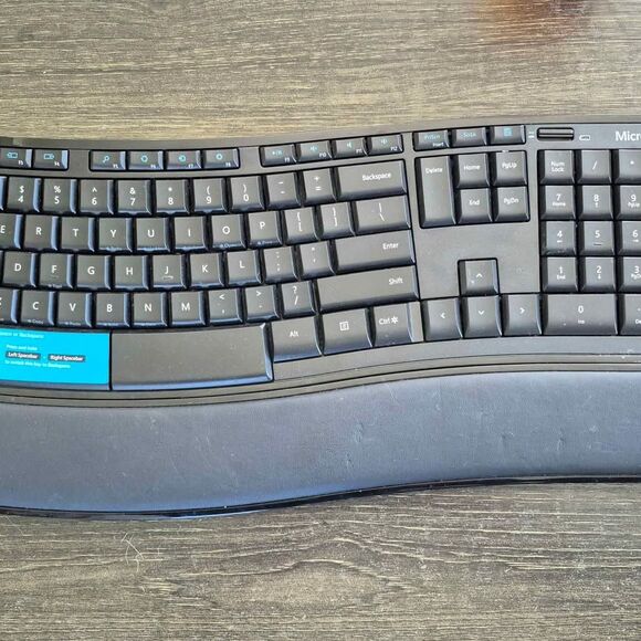 Microsoft Sculpt Comfort Ergo Wireless Black Keyboard & Mouse Without Receiver - Picture 2 of 4